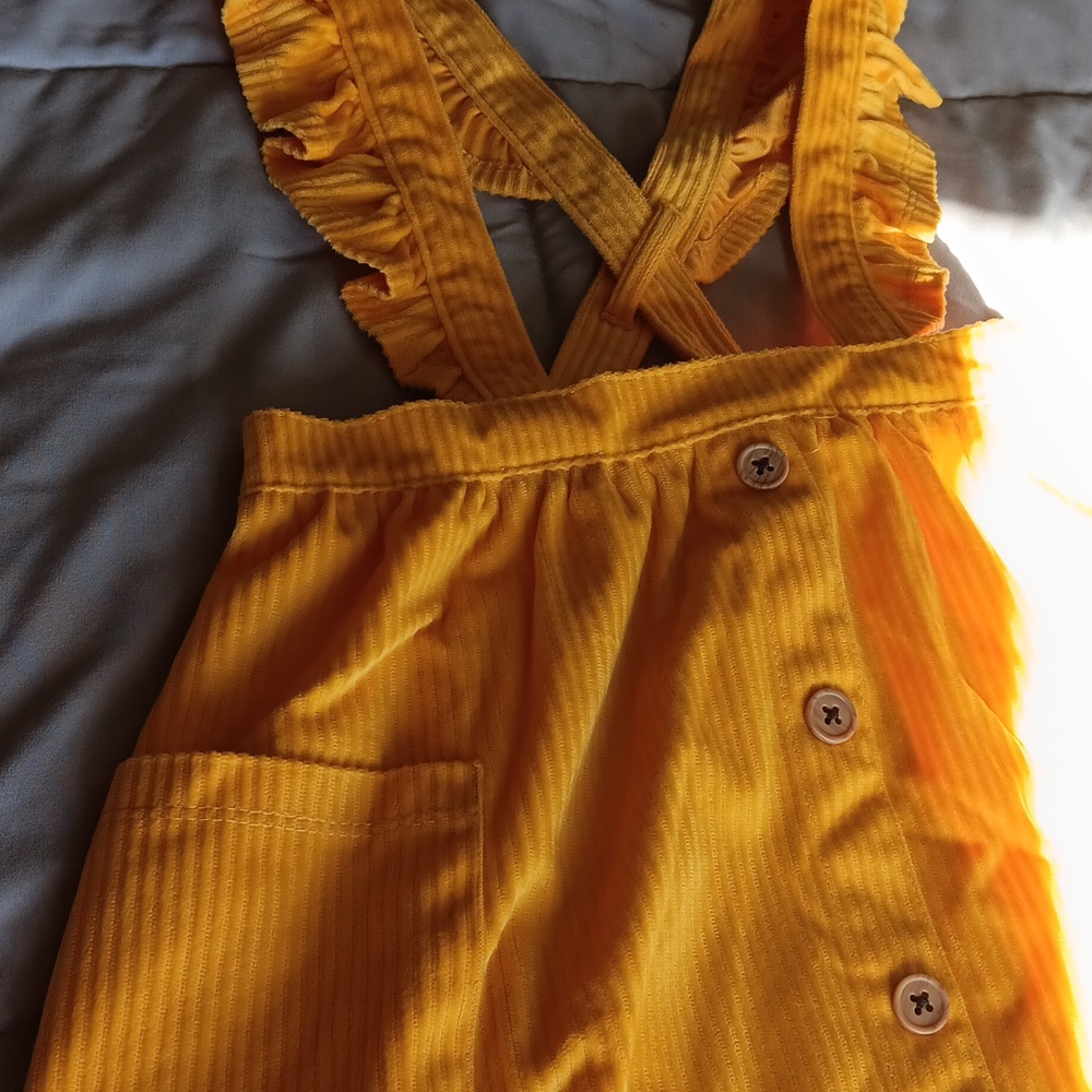 Dress - Picture 3 of 3